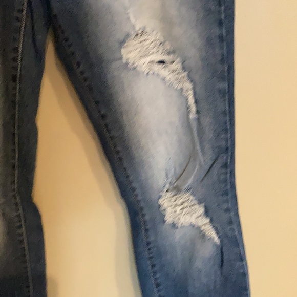 KanCan Jeans - Picture 2 of 6